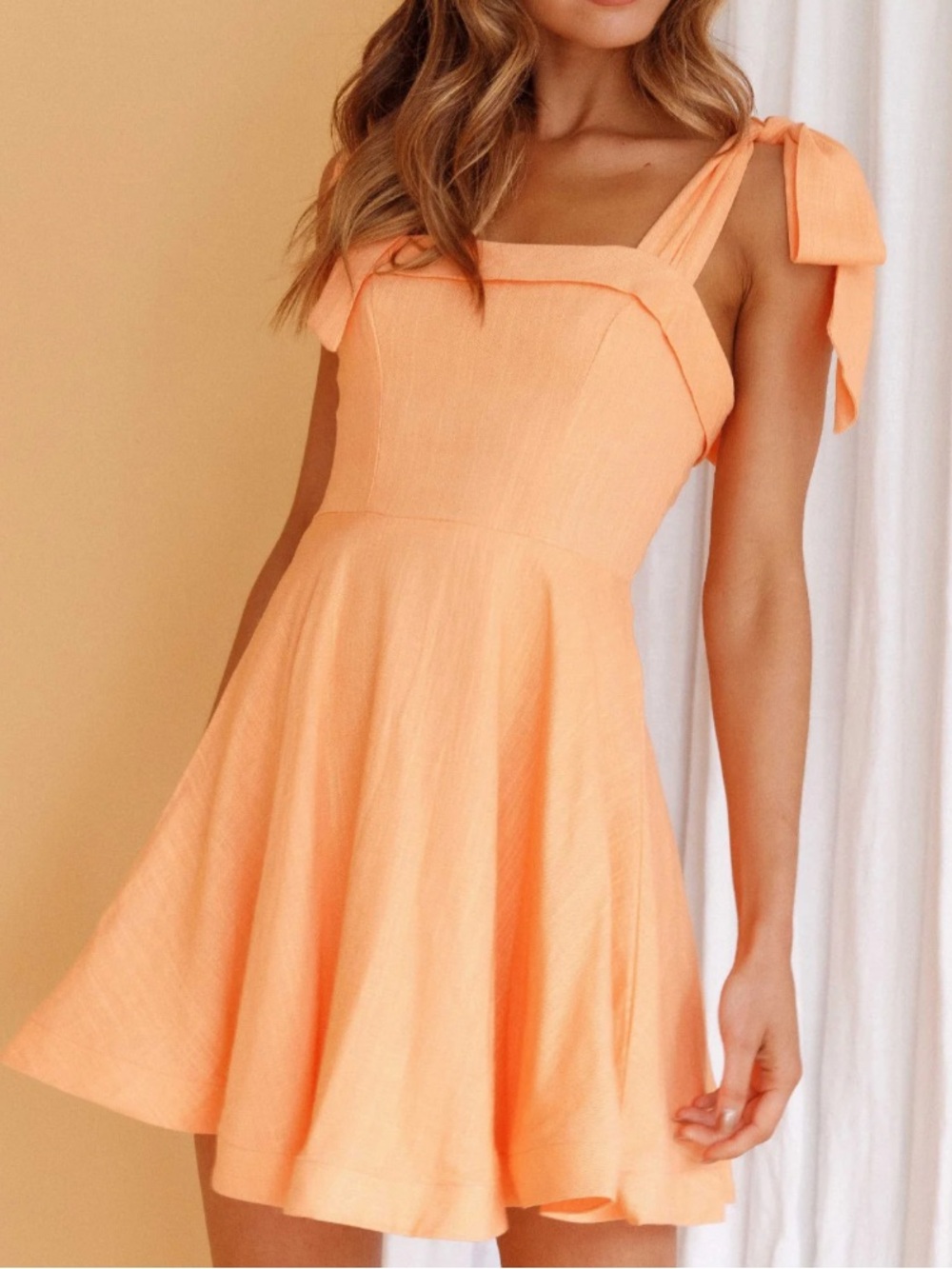NWT Selfie Leslie Jeanie Bow Shoulder Mini Dress